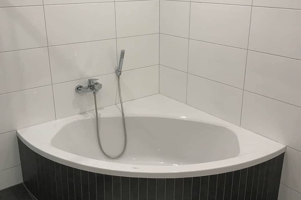 Ganze Wohnung, Erleben Sie Urlaub in der Pfalz: In unserer 3 Zkb Fewo in Ellerstadt, Pfälzer Rheinebene