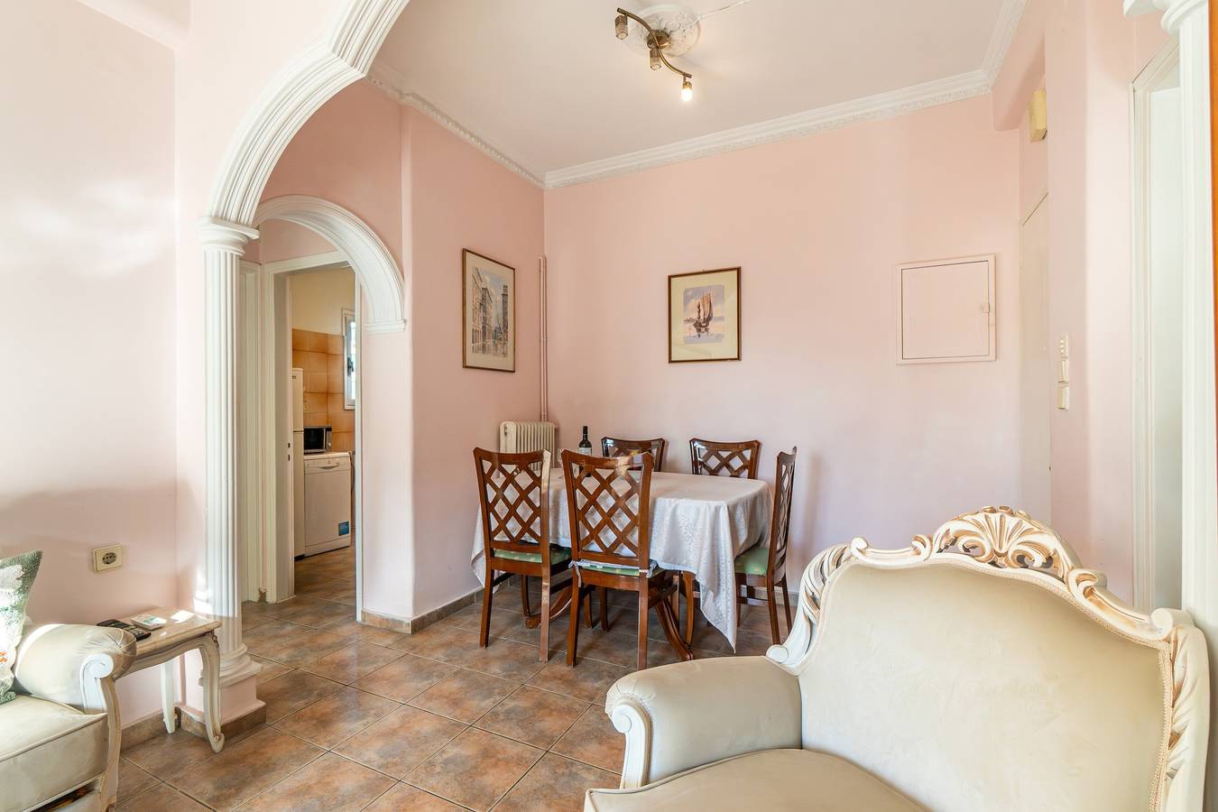 Entire apartment, Apartment 'Georgia's' with Balcony, Wi-Fi and Air Conditioning in Mantouki, Corfu (city)
