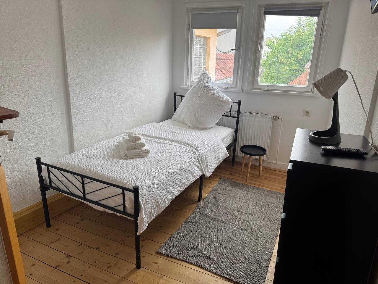 Appartement entier, Maison de vacances 'M B Homes Pfullingen 1' avec Wi-Fi in Pfullingen, Neckar-Alb