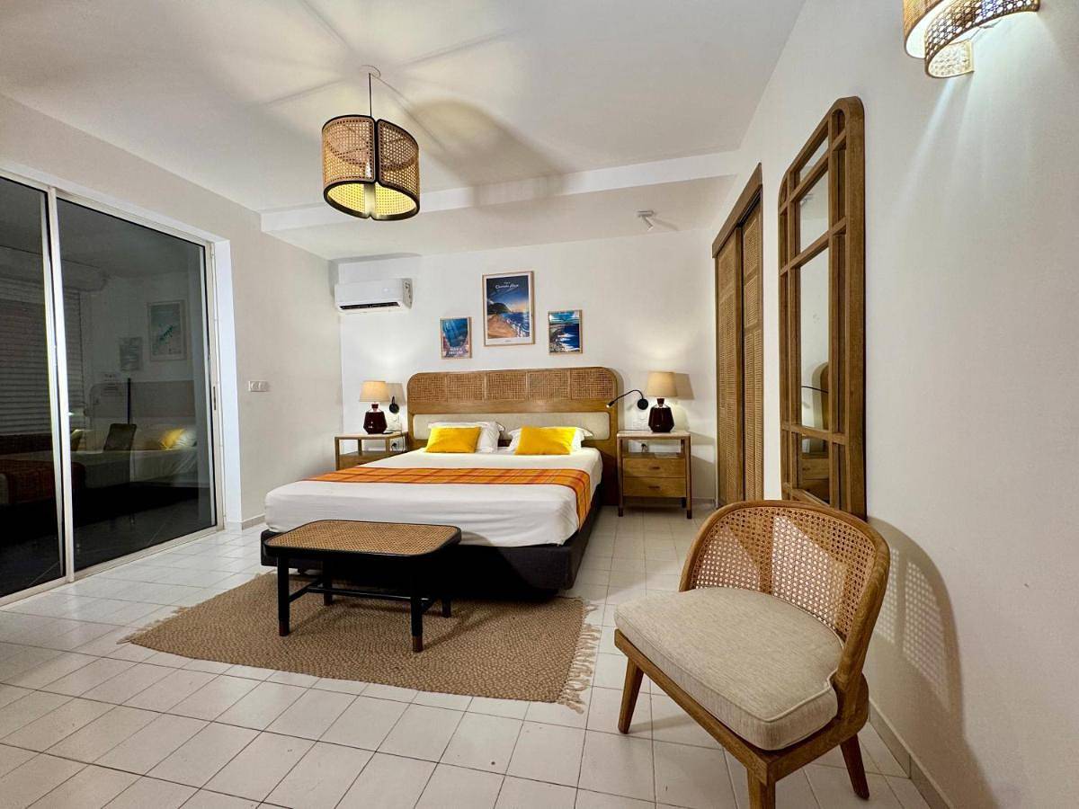 Résidence Le Vallon Guadeloupe Parc Piscine Appartements & Studios in Saint-François, Guadeloupe