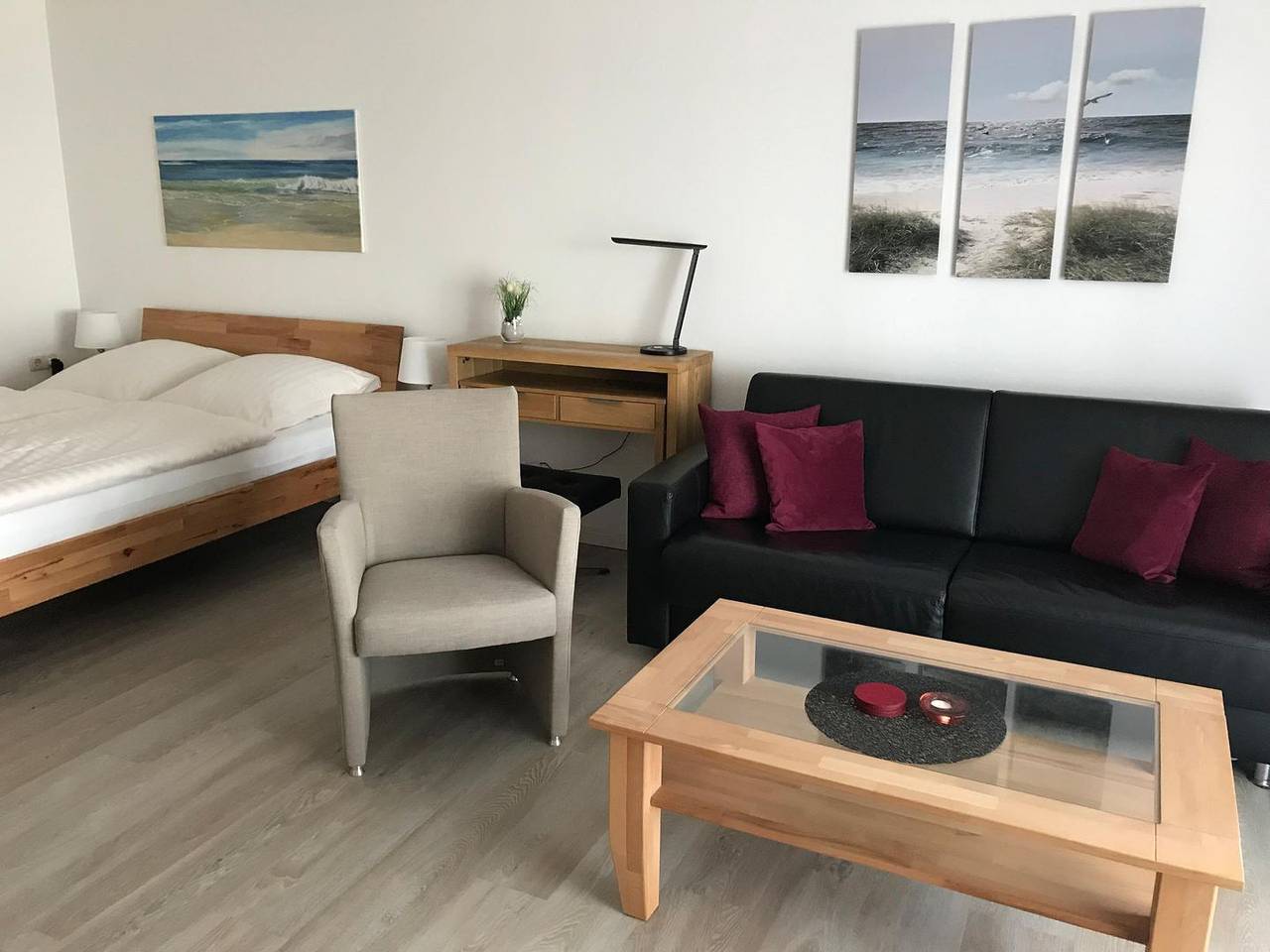 Ganze Wohnung, 1- Raumappartement mit Balkon Seeseite in Wendtorfer Strand, Stein