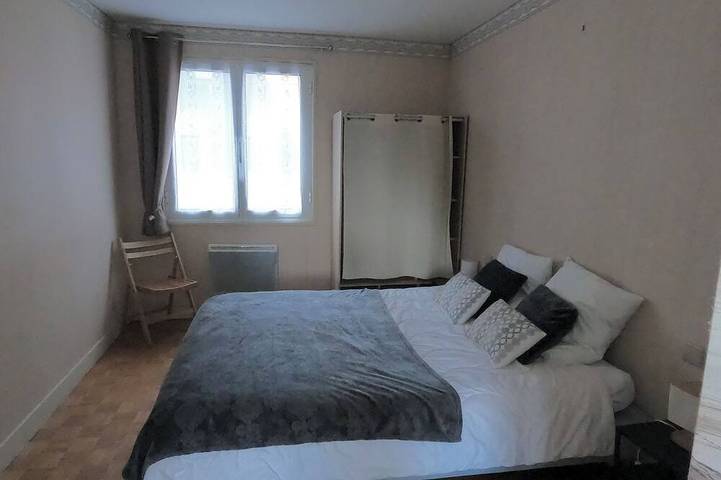 Gîte pour 6 personnes, avec Terrasse dans Port de Saint-Vaast la Hougue - 2