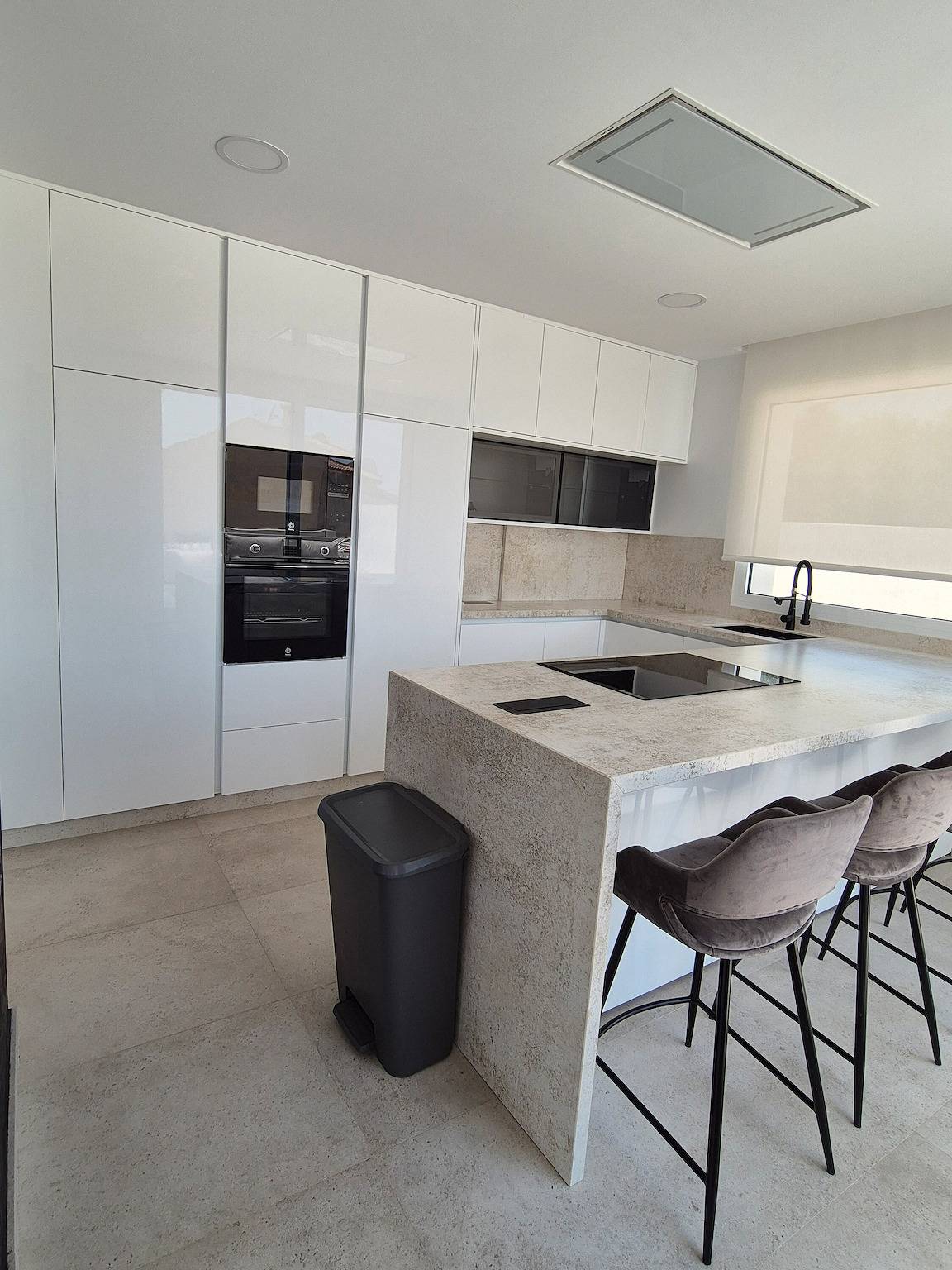 Villa 'Bella Vista' mit Meerblick, Wlan und Klimaanlage in San Roque, Cádiz Provinz