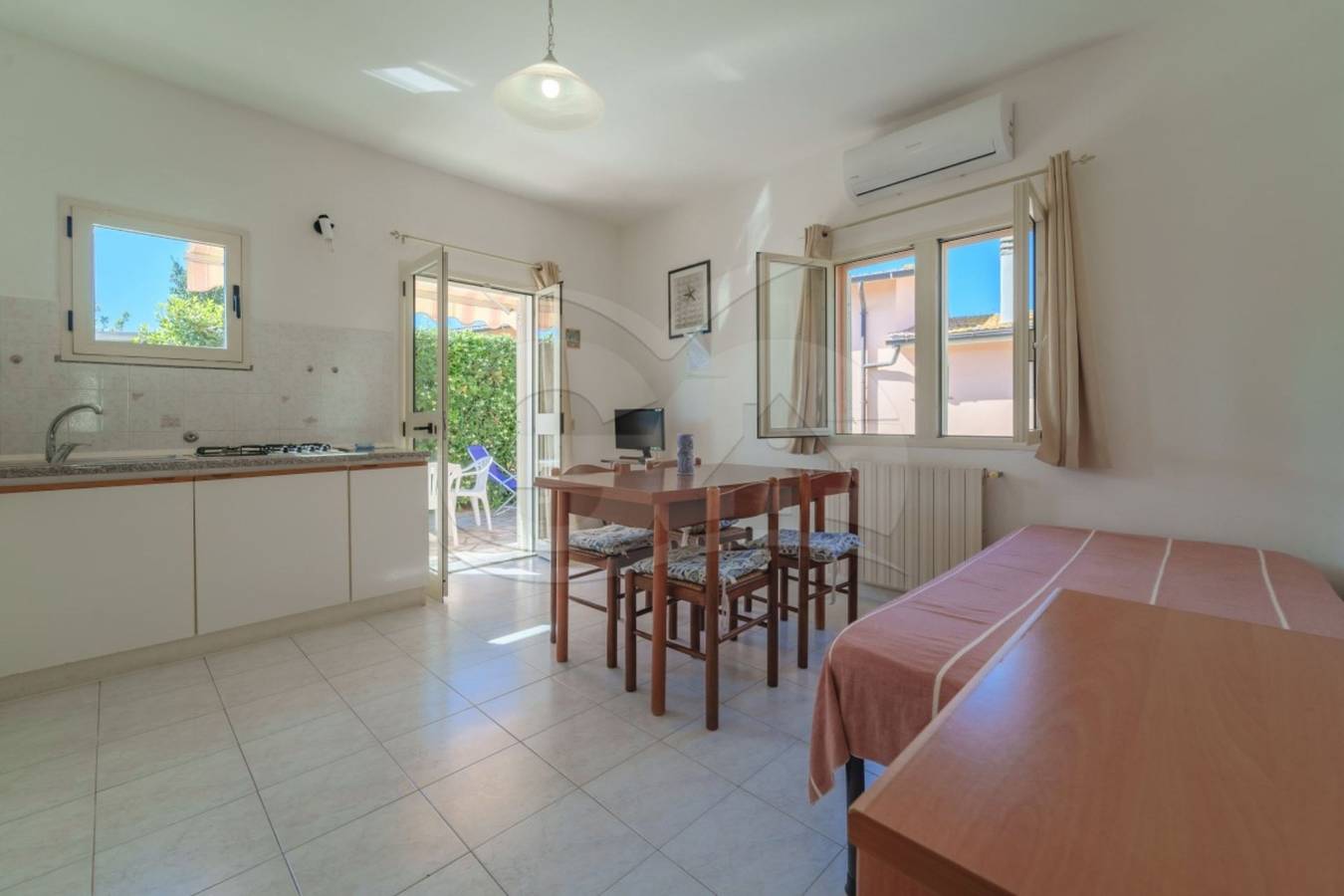 Ganze Wohnung, Michelina cottage with private parking space and outdoor space in Campo-Casa Michelina in La Pila, Elba