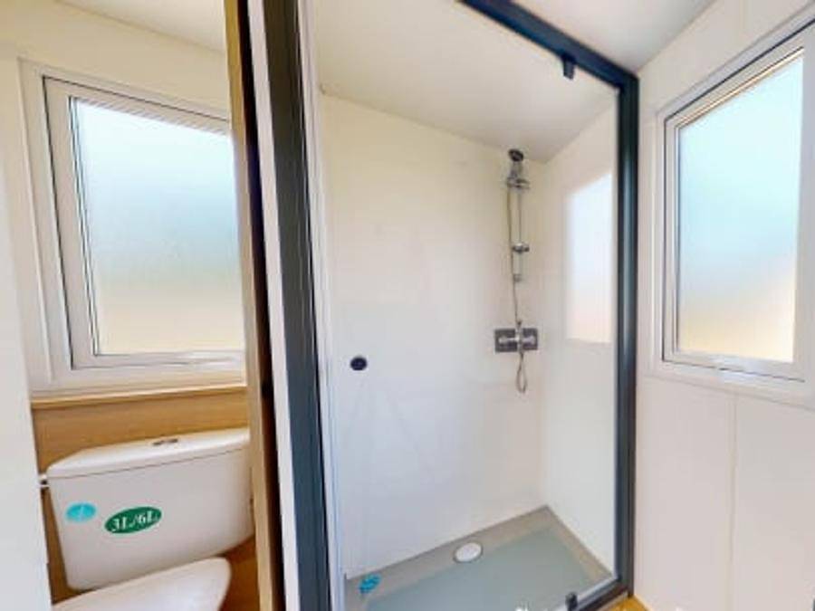 Camping Siblu Les Rives de Condrieu - Funpass inclus - Mobilheim 8 personen - Essential 3ch 8p Signature ohne Klimaanlage in Condrieu, Regionaler Naturpark Pilat