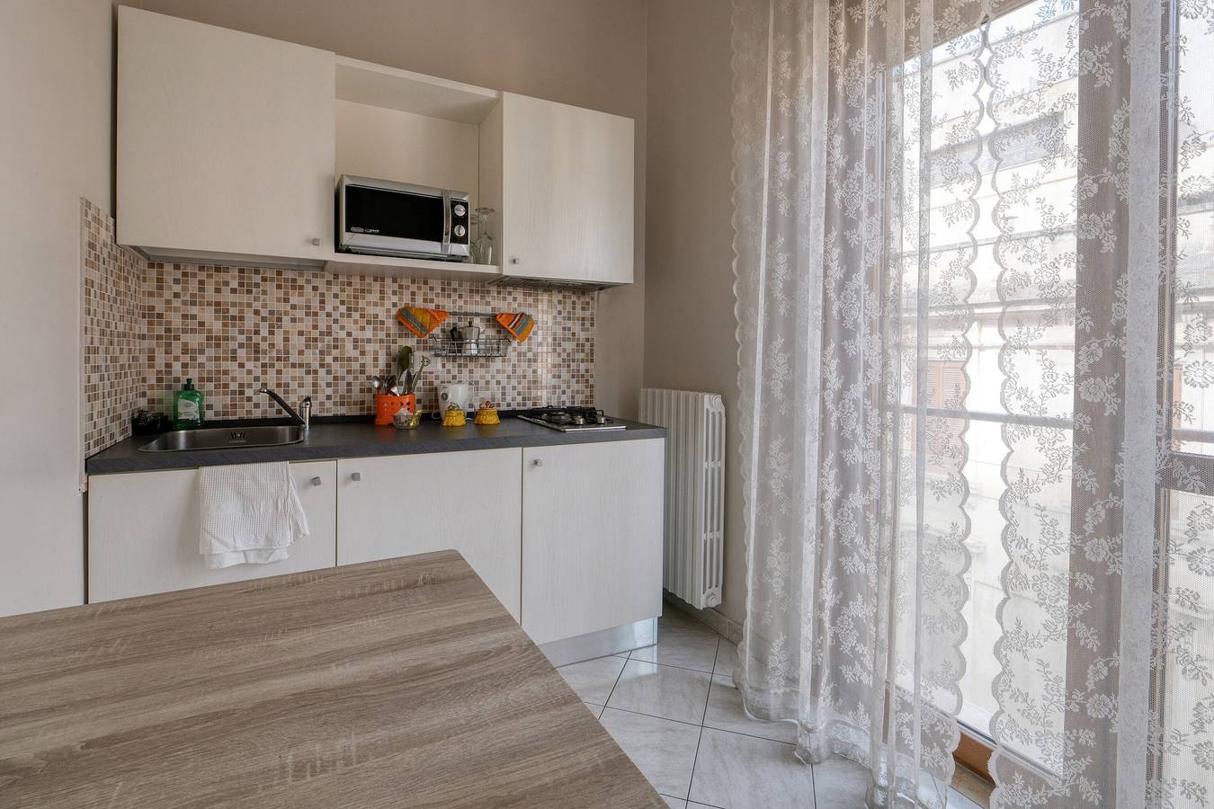 Entire apartment, Sant'Oronzo Modern Town House Apartment with Wi-Fi and Air Conditioning in Lecce, Lecce Province
