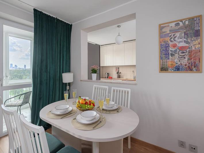 Ganze Wohnung, Riverside Flat in der Nähe des Stadions in Warschau, Masowien