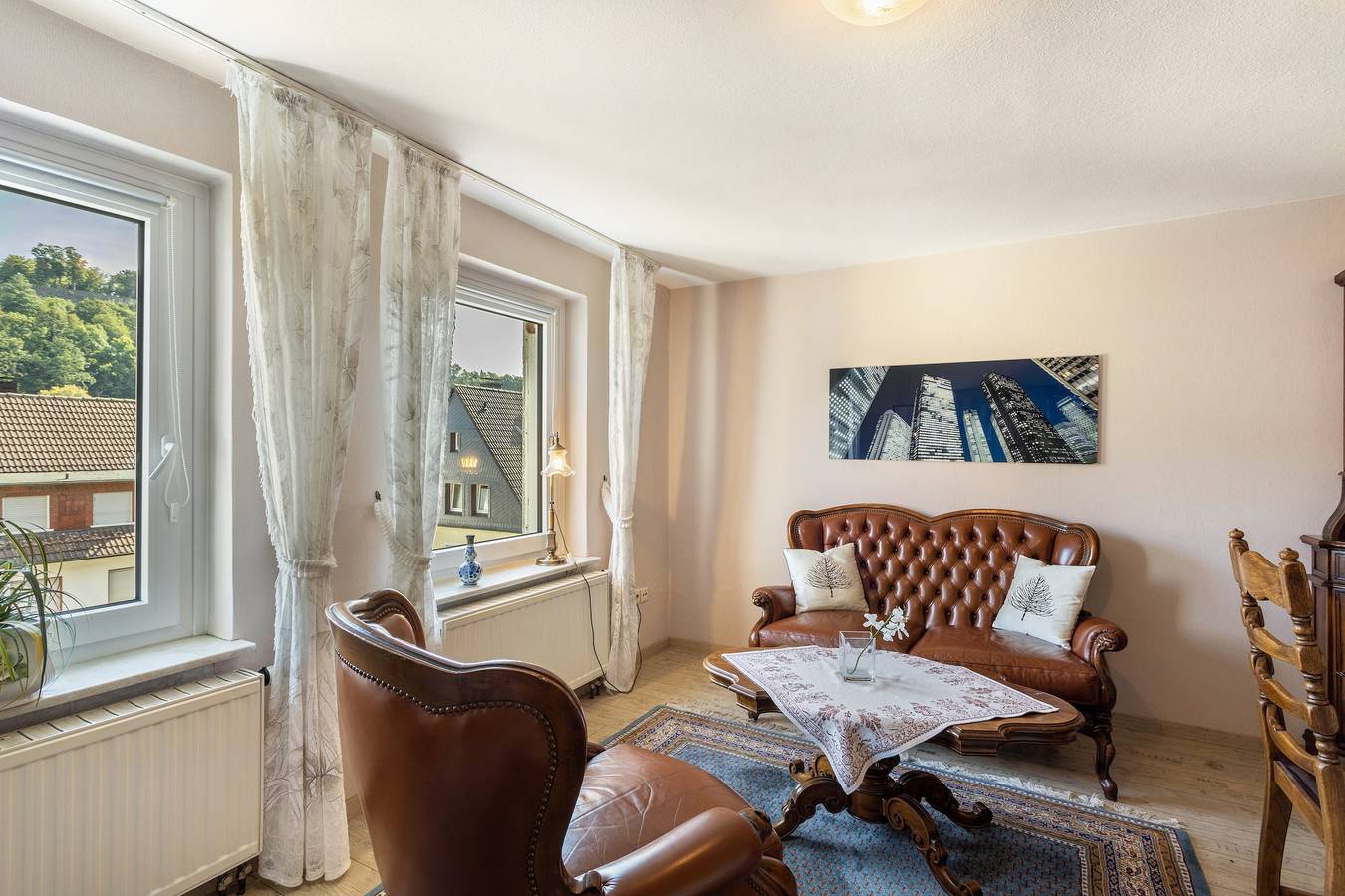 Appartement entier, Appartement 'Ferienwohnung Schlossbergblick' avec terrasse partagée, jardin partagé et Wi-Fi in Arnsberg, Arrondissement du Haut-Sauerland