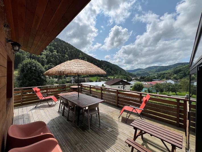 Chalet pour 9 personnes, avec vue et jardin
