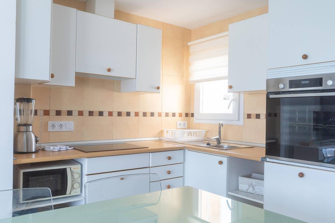 Ganze Ferienwohnung, Ferienwohnung "Luisamar Meerblick". in S'Illot Cala Morlanda, Manacor