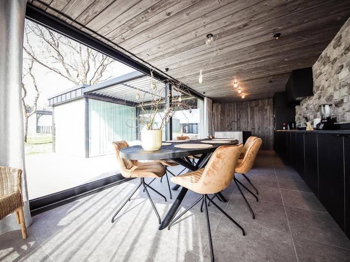 Location de vacances pour 7 personnes, avec jardin et terrasse dans Heure - 2