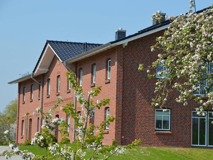 Ferienhaus für 4 Personen, mit Whirlpool und Terrasse sowie Garten und Sauna in Krautsand