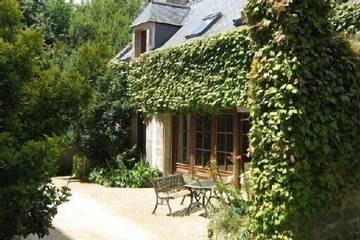 Gîte pour 4 personnes, avec jardin et jacuzzi à Esquibien