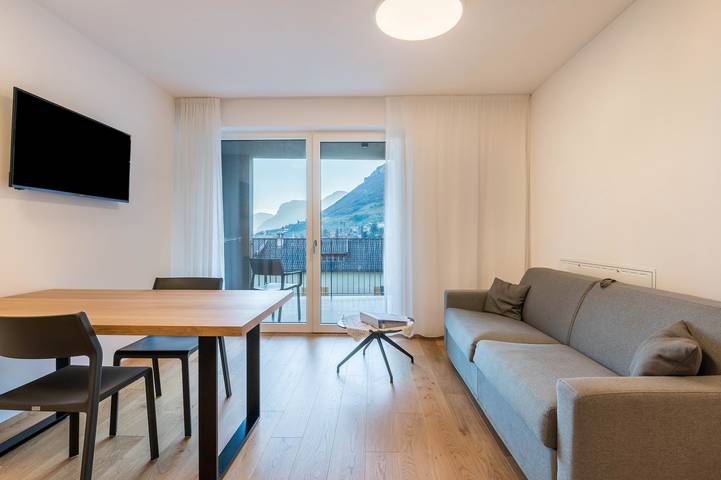 Entire apartment, Holiday Apartment "Karin - Merlot" with Shared Terrace and Wi-Fi in Tramin an der Weinstraße, Nonsberg Group