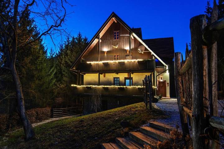 BnB für 2 Personen, mit Terrasse und Whirlpool sowie Garten und Sauna in Slowenien