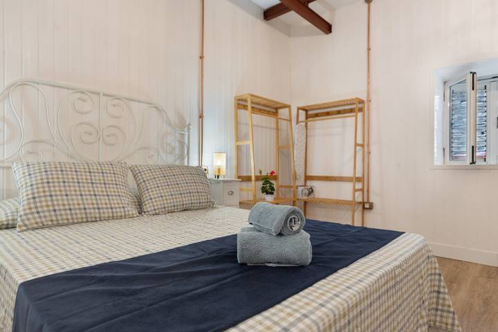 Vacation Home 'Las Sales Estudio Cosy' with Wi-Fi in Santa María de Guía de Gran Canaria, North Gran Canaria