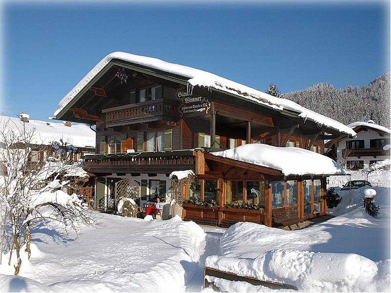 Ganze Ferienwohnung, Gästehaus Wimmer - Ein-Raum-Appartement 26 qm, für 2 Personen, Dusche/Wc, Westbalkon in Reit im Winkl, Bayerische Alpen