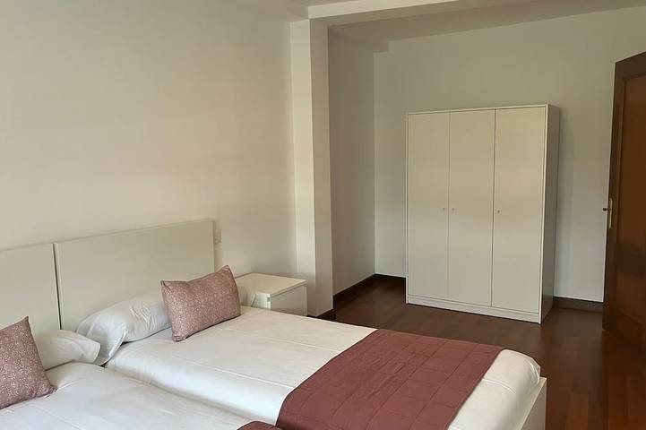 Gîte pour 4 personnes, avec jacuzzi et balcon dans Novales - 2