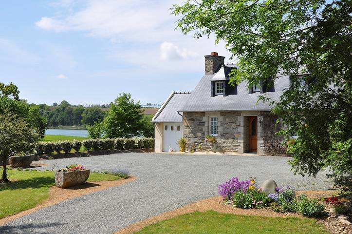 Gîte pour 8 personnes, avec terrasse et jardin - 1