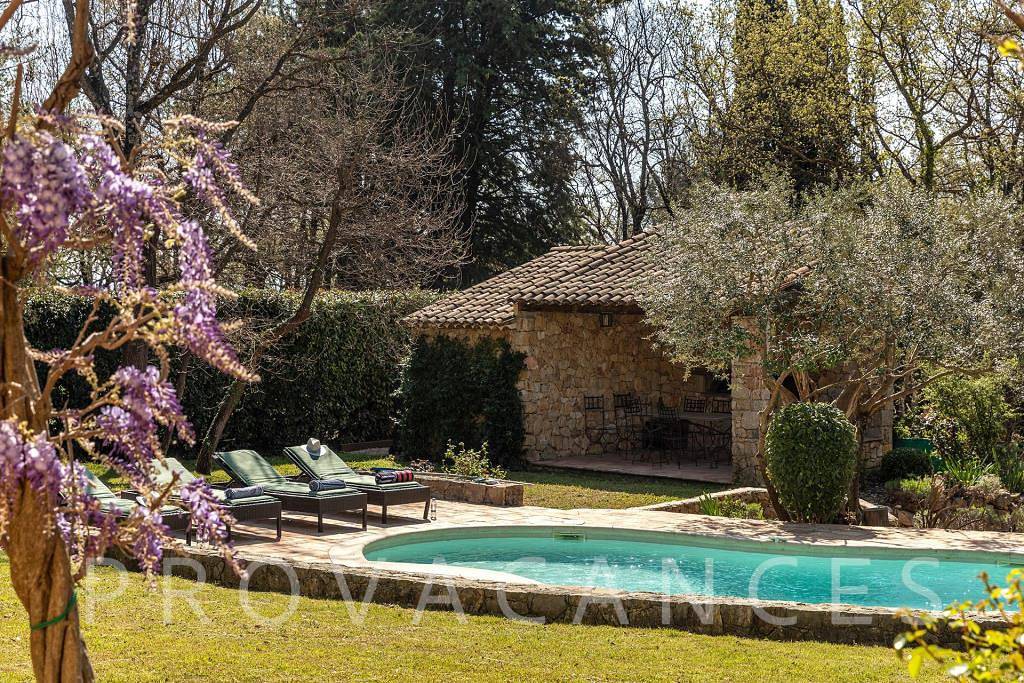 Villa Graous – A Wonderful Holiday Oasis in the Heart of Provence in Callian, Region de Draguignan