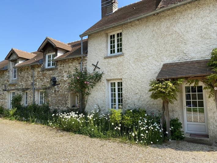 Chambre d’hôte pour 2 personnes, avec jacuzzi et jardin ainsi que piscine et sauna dans Île de France - 2
