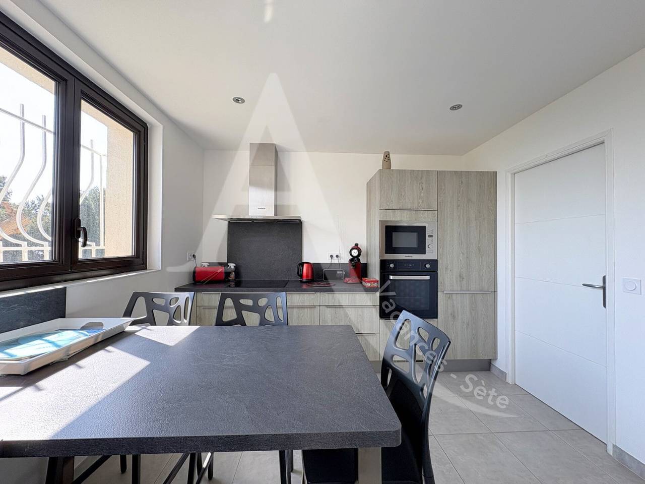 136 / Villa Avec Vue + Wi-Fi Sur Les Hauteurs in Mont Saint-Clair, Sète