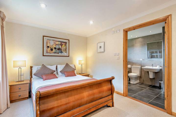 Host & Stay | Laurel Lodge in Belton and Manthorpe, Lincolnshire