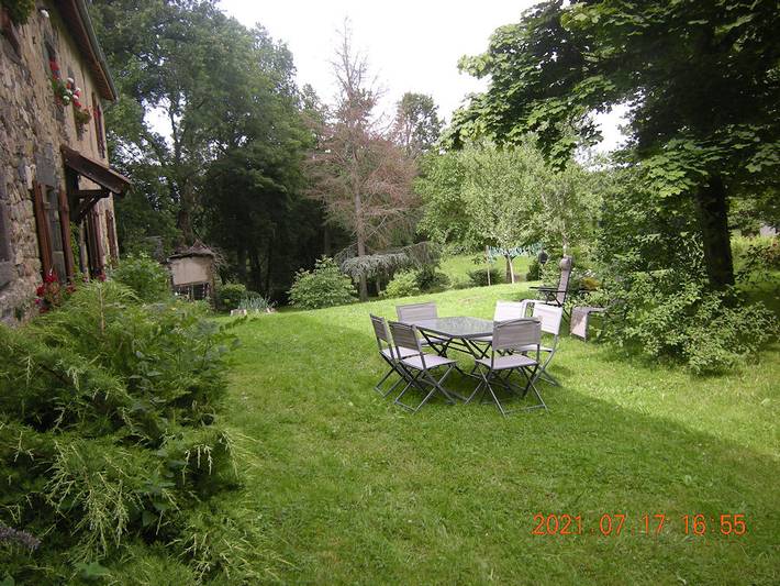 Gîte pour 6 personnes, avec jardin en Auvergne - 2