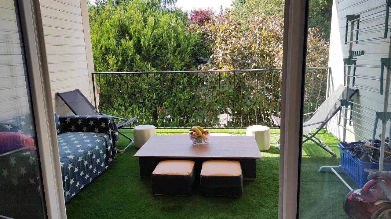 Appartement de vacances entier, Homestay chez Lien proche Rer B in Bures-sur-Yvette, Essonne