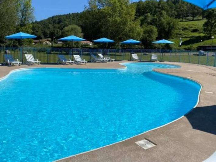 Camping Les 4 Saisons - Mobilhome 4 personnes - Ustou in Oust, Parc naturel régional des Pyrénées ariégeoises