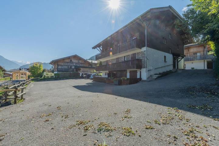 Gîte pour 6 personnes, avec jardin et balcon à Essert-Romand