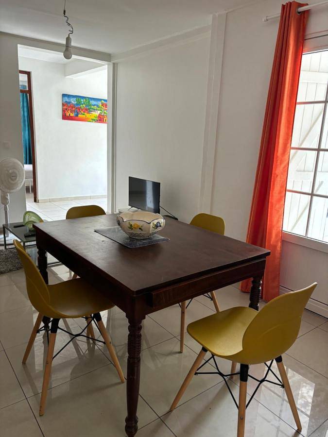 Location de vacances pour 5 personnes, avec terrasse à Morne-à-l'Eau - 4