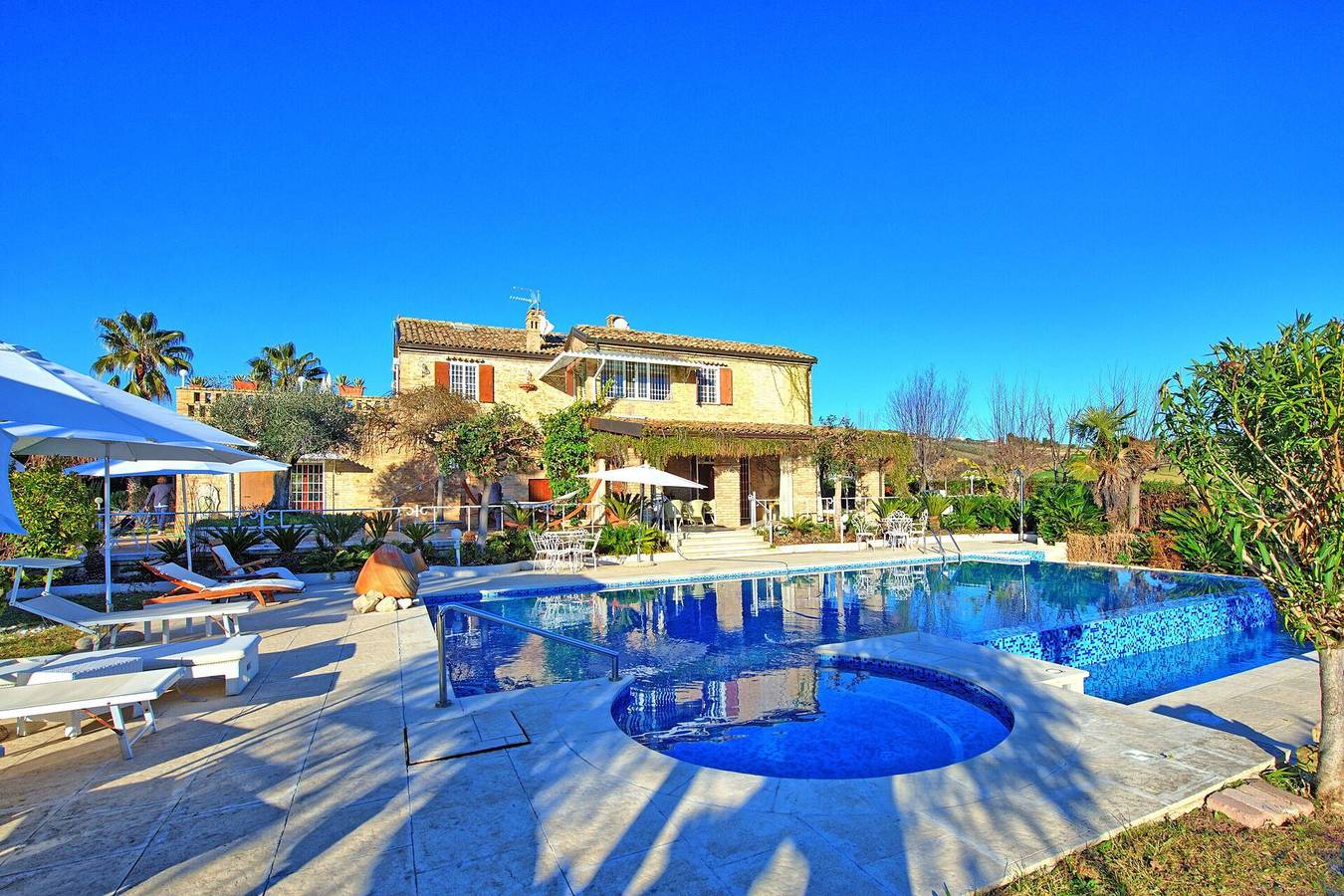 Villa für 10 Personen mit Terrasse in Colonnella, Adriaküste Abruzzen