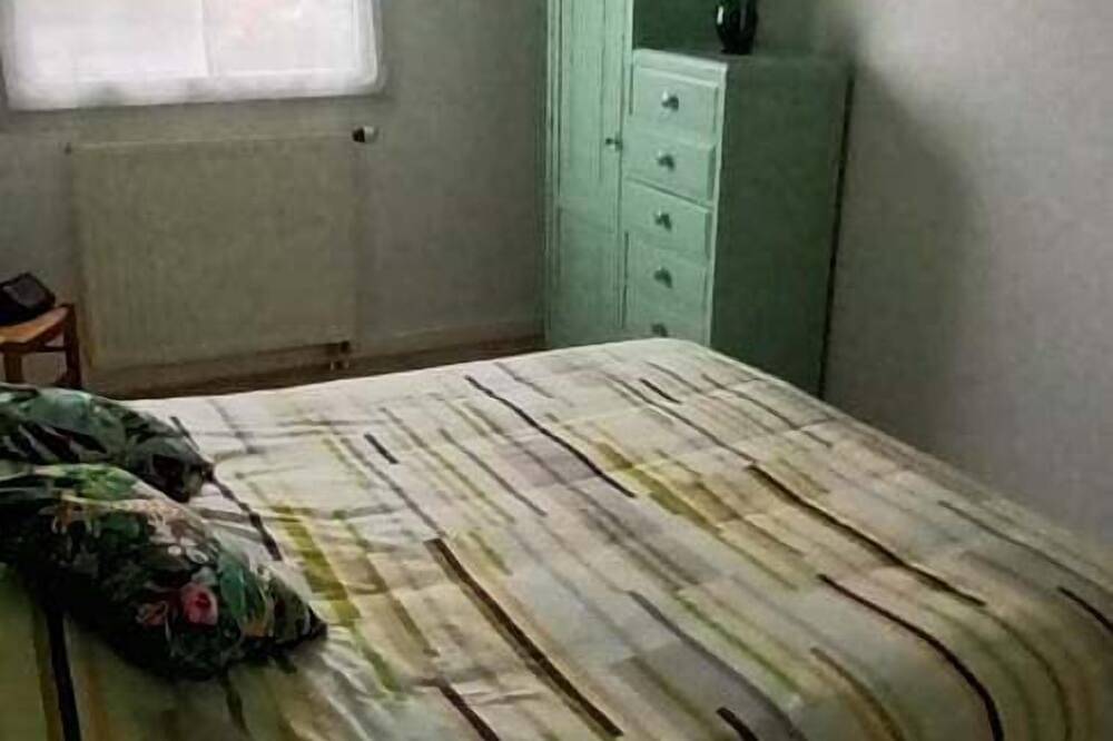 Appartement entier, L'Intemporel - Appartement T3 avec jardinet - 3* in Poitiers, Vienne (France)