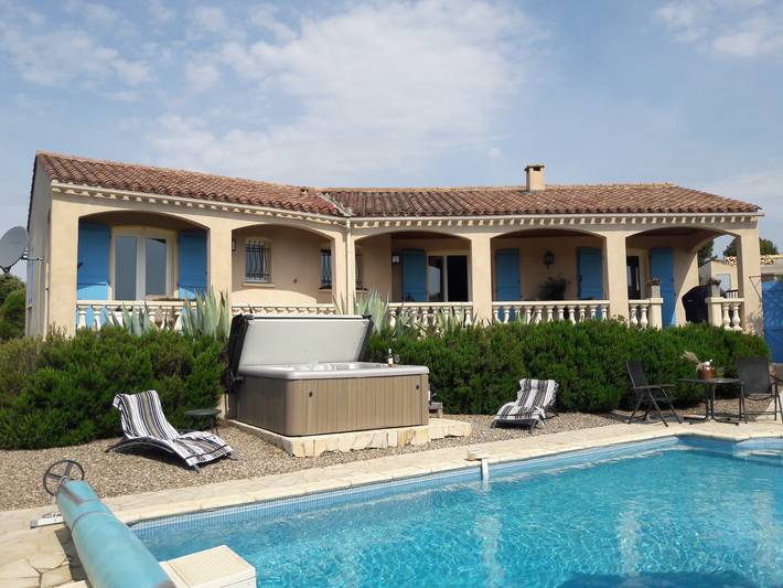 Gîte pour 6 personnes, avec jacuzzi et piscine, adapté aux familles