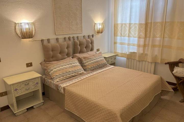 Appartamento intero, Bosa Appartamento Bouganville con vista mare in Magomadas, Planargia
