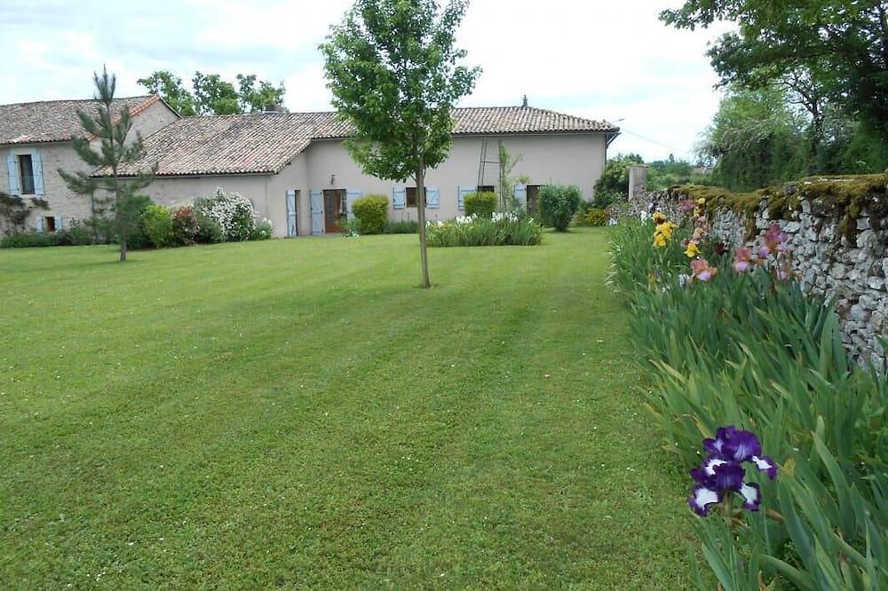 Gîte des Quatre Vents - Saint-Macoux in Saint-Macoux, Vienne (France)