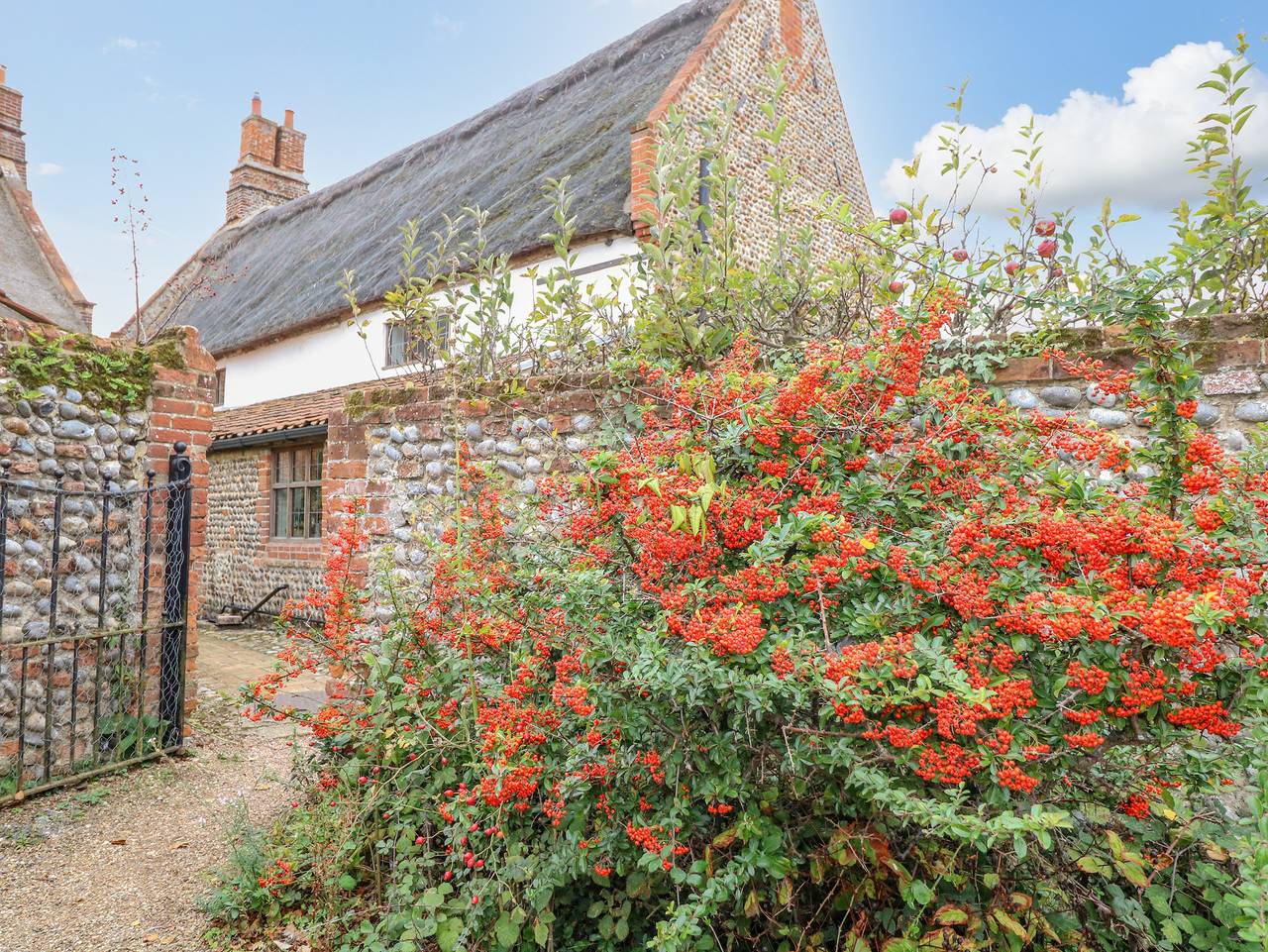 Manor Farm House in Broomholm, Norfolk Coast