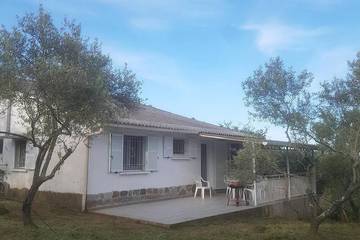Gîte pour 4 personnes, avec jardin à Taglio-Isolaccio