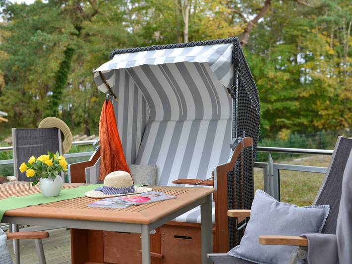 Ferienwohnung für 4 Personen, mit Terrasse und Sauna in Juliusruh