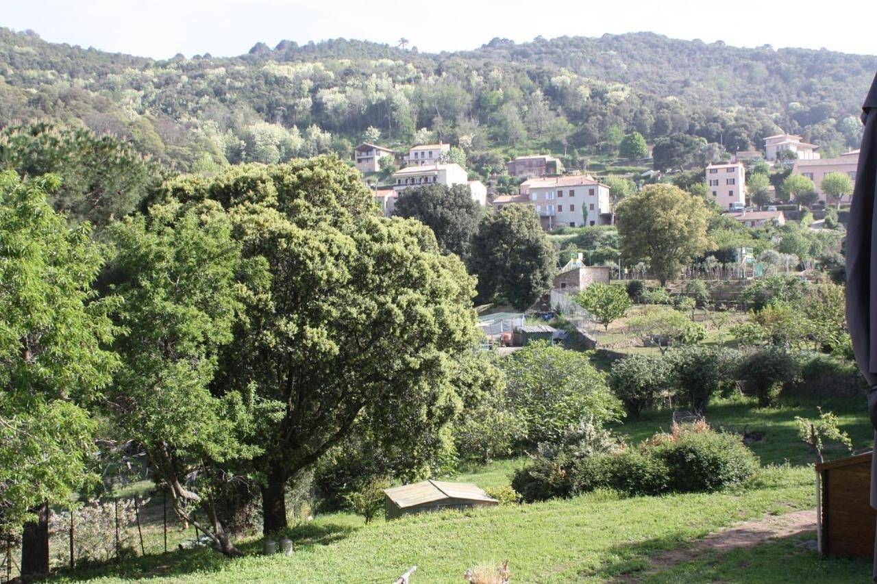 Appartement entier, One-Bedroom Apartment in Piana, Région d'Ajaccio