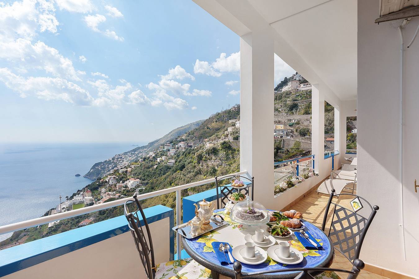 Ganze Wohnung, Da Nonno Aurelio mit Meerblick, Wlan und Klimaanlage in Furore, Amalfiküste