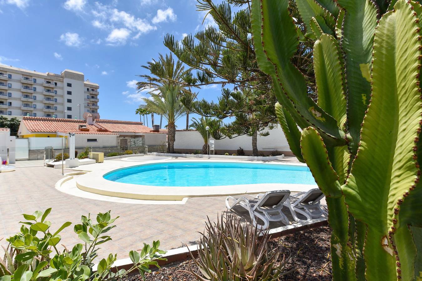 Cosy Bungalow for 6 in Playa del Ingles in Maspalomas, San Bartolomé de Tirajana