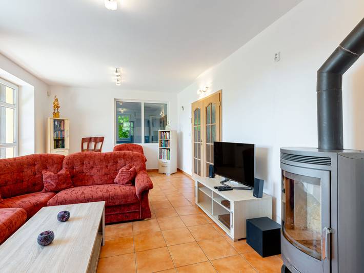 Ferienhaus für 12 Personen, mit Sauna und Pool sowie Garten und Whirlpool, mit Haustier in Nordböhmen - 3