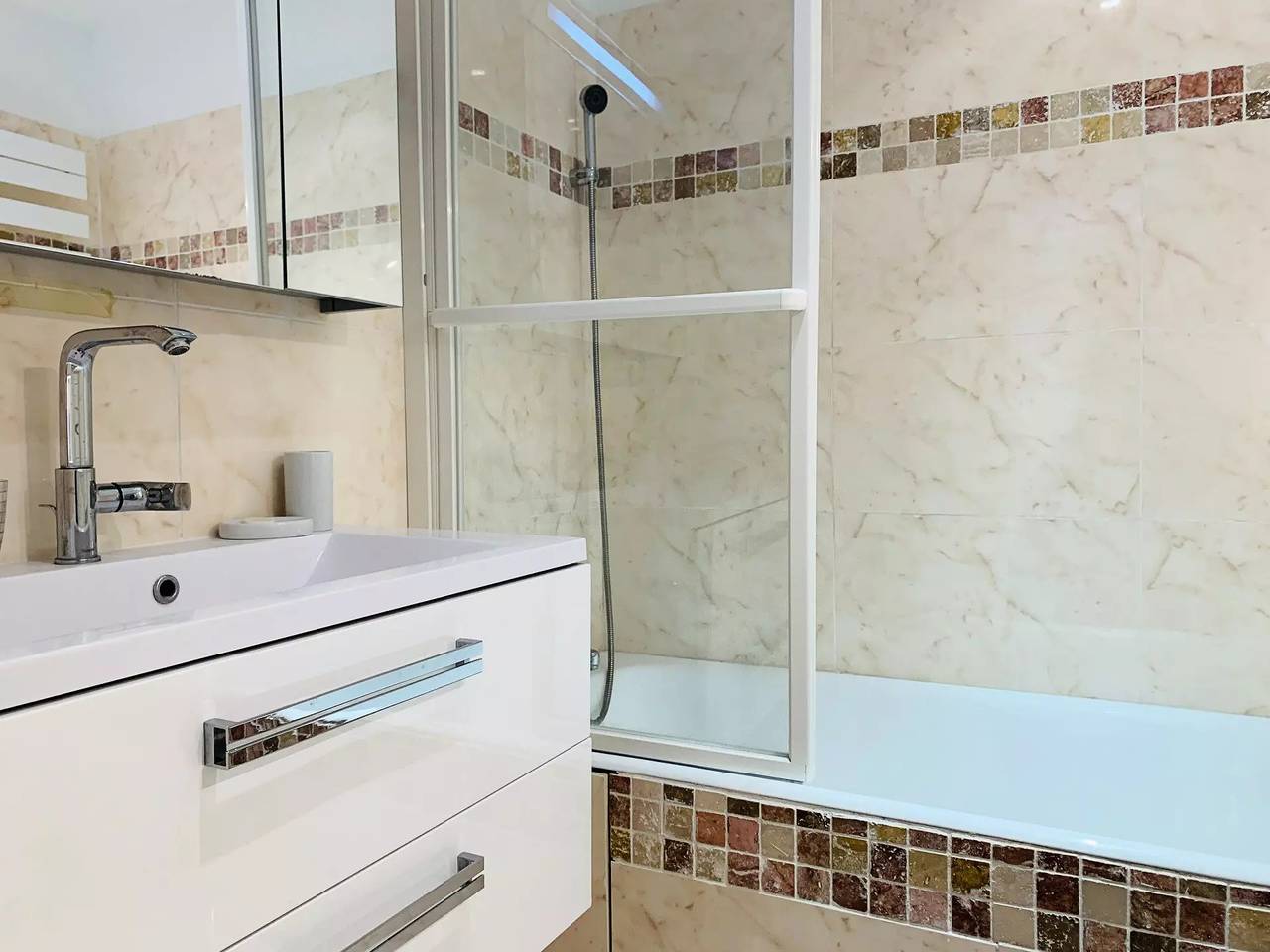 Ganze Wohnung, Schöne renovierte Wohnung, 2 Schlafzimmer, 2 Badezimmer, 58m2 in Pra-Loup, Uvernet-Fours