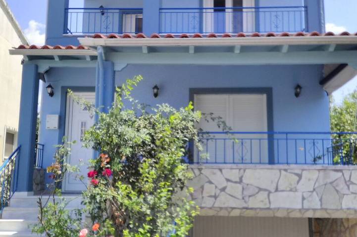 Location de vacances pour 10 personnes, avec jacuzzi et balcon à Arta