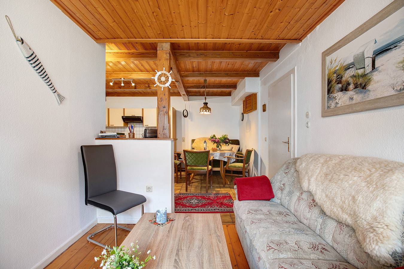 Ganze Wohnung, Ferienwohnung 'Auf Dem Rosenhof' mit Terrasse, Garten und Wi-Fi in Wolmersdorf, Dithmarschen