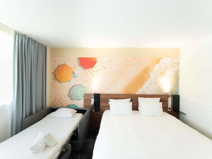 Hôtel pour 3 personnes, avec piscine et jardin, animaux acceptés à Sophia Antipolis - 3