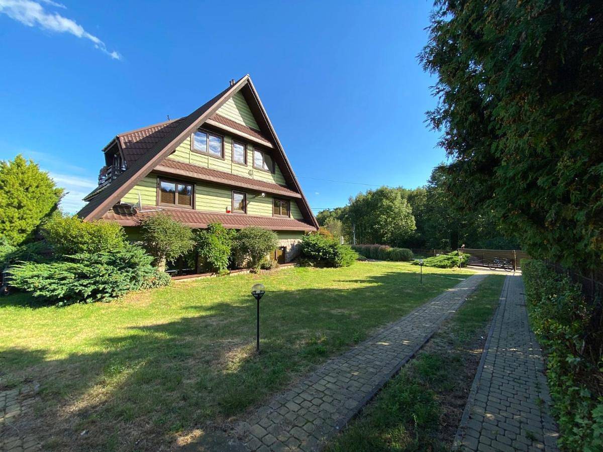 Three-Bedroom Chalet in Mazowsze