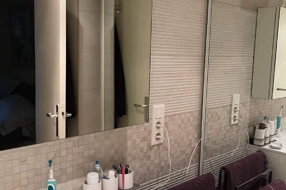 Situation exceptionnelle avec vue imprenable idéal pour un couple et 2 enfants in Cassis, Parc national des Calanques